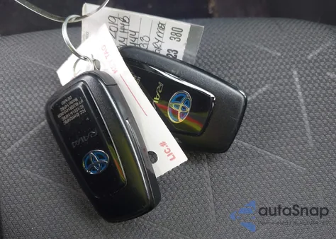 2019 Toyota Rav4 Hybrid Xle from USA, damaged, VIN JTMRWRFV4KD024004